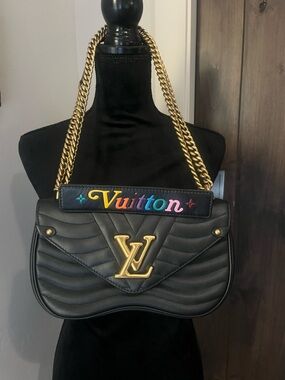 Louis Vuitton Black Wave Bag MM Shoulder bag EUC